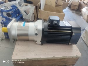 伺服電機行星減速機在新能源設備中的應用與適