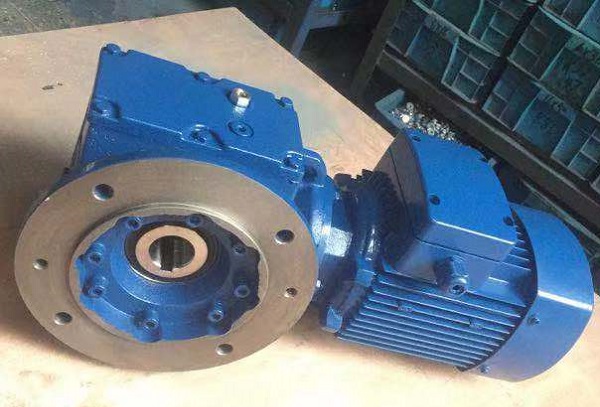 SAF77-225.26-YVP0.75-M4-180-A減速機(jī) SAF77-225.26-YVP0.75-M4-180-A減速機(jī)