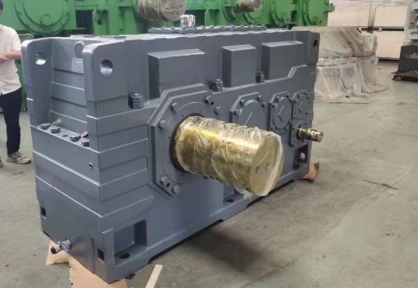 工業(yè)齒輪箱 (5)